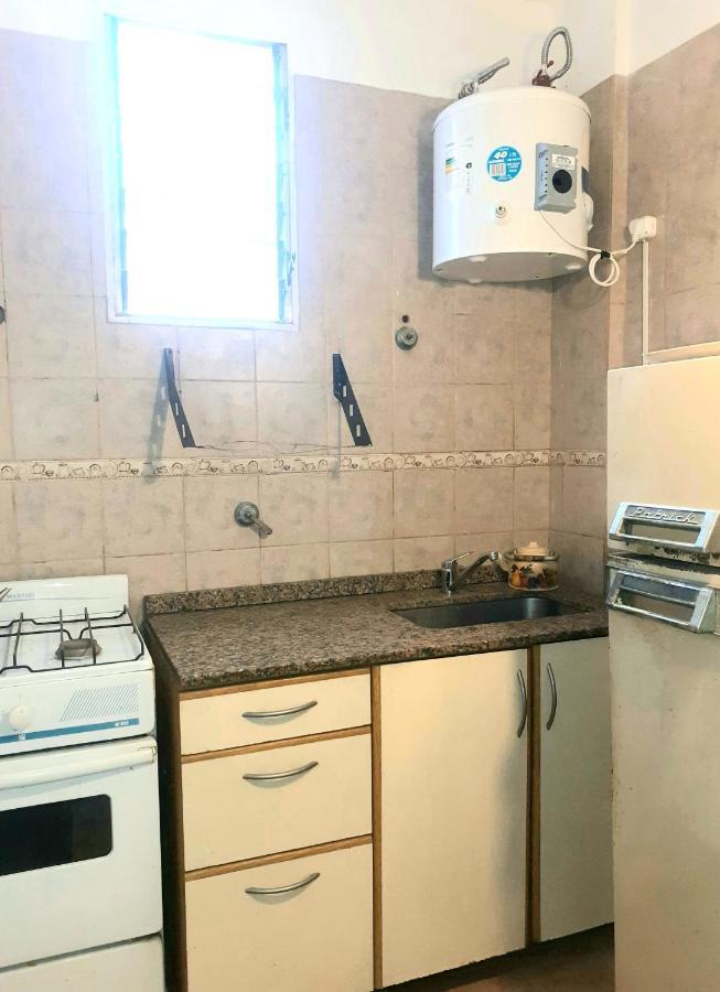 Appartamento Carmensita Depto A 2 Cuadras De Belgrano Y 9 De Julio Antiguo Y Clasico Edificio De San Telmo Acceso 2do Piso Por Escalera *