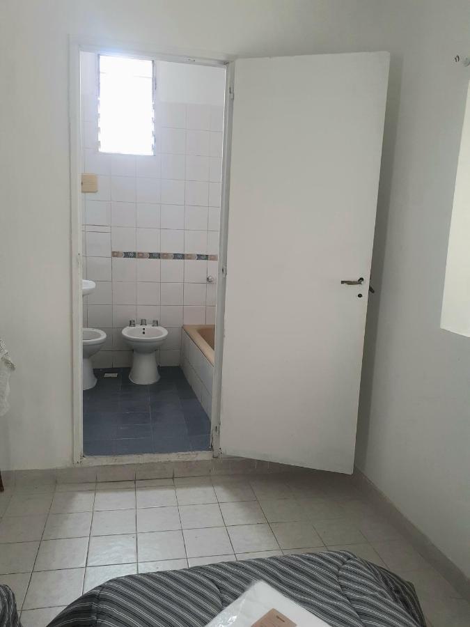 Appartamento Carmensita Depto A 2 Cuadras De Belgrano Y 9 De Julio Antiguo Y Clasico Edificio De San Telmo Acceso 2do Piso Por Escalera